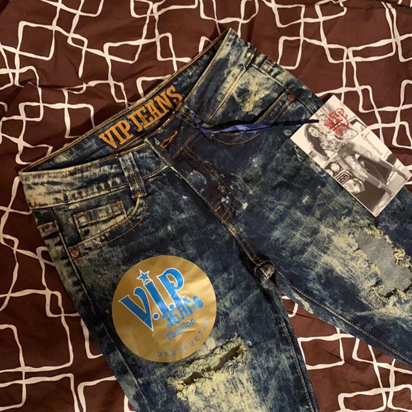 Dark Wash Distressed Skinny Jeans - Picture 2 of 6